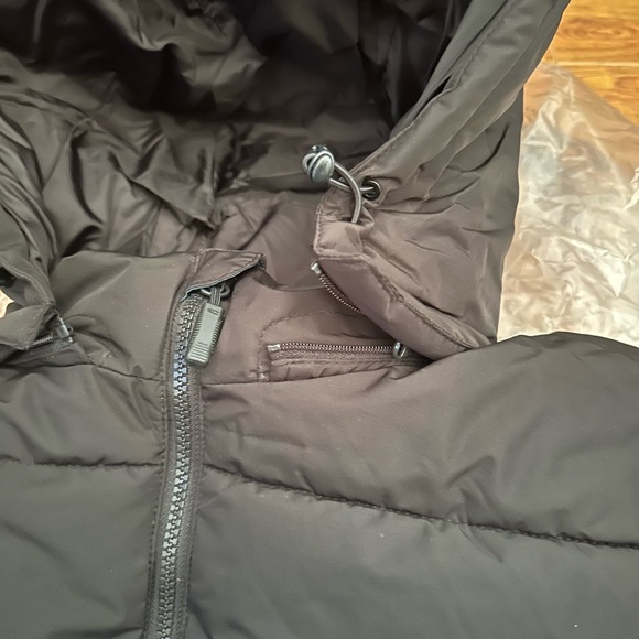 NWT O’Neill winter puffer - Picture 5 of 6